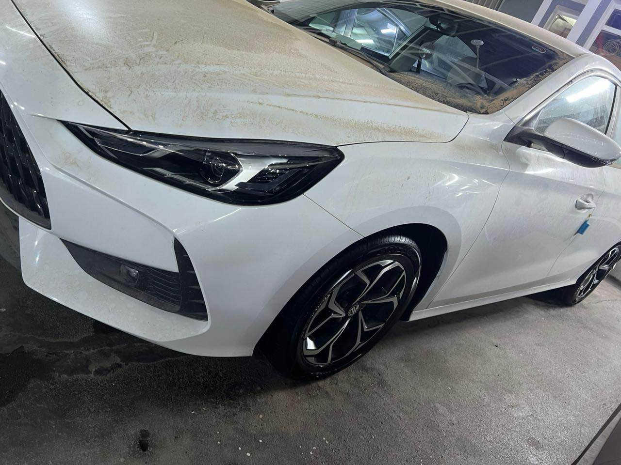 سلام عليكم
للبيع – MG GT موديل 2025 (فول مواصفات ما عدة سلايت) 🚗
سيارة بسمي تحويل و وكالة بشرط •
🔹 الموديل: MG GT
🔹 السنة: 2025
🔹 الحالة:صفر  جديدة – على وضع الشركة
🔹 الممشى: 1,300 كم فقط
🔹 الضمان: ضمان شركة 5 سنوات 
🔹 الحوادث: خالية من أي ضربات أو صبغ
المواصفات

 • محرك قوي اقتصادي بالوقود
 •كير أوتوماتيك
 • شاشـة لمس كبيرة
 • نظام Apple CarPlay & Android Auto
 • كاميرا خلفية + حساسات أمامية وخلفية
 • نظام تشغيل ذكي
 • تحكم من المقود
 • مثبت سرعة
 • نظام دخول وتشغيل ذكي (بصمة / زر)
 • مكيف قوي وفعال
 • مقاعد مريحة 
 • إضاءة LED أمامية وخلفية
 • أنظمة أمان متكاملة (ABS – ESP – Airbags)
 • عزل ممتاز وصوت هادئ
 • استهلاك وقود اقتصادي جدًا

🚘 السيارة نظيفة جدًا ولا تحتاج أي مصروف
السعر //140$
عنوان// كركوك 
رقم //‭٠٧٧٠ ١٥٨ ٣٦٧٥ كركوك, العراق
