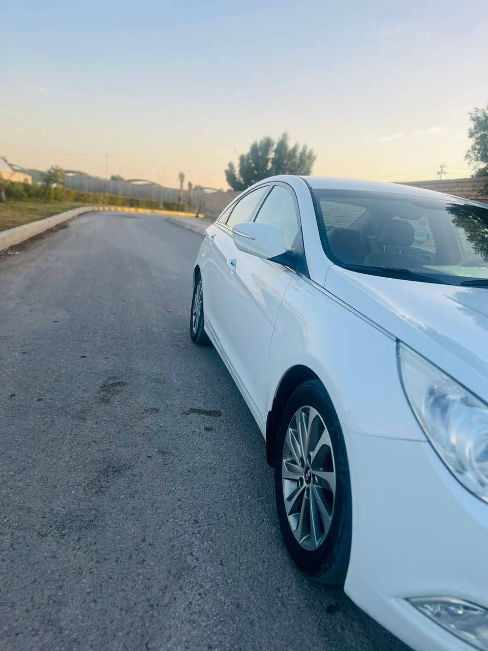 السلام عليكم سوناتا للبيع موديل 2014خليجي محرك 2400دوش 
السياره مكفولة كفاله من الصبغ والتبديل والبارد 
سياره جاهزه من كير مكينه حداديه تبريد كهربائيات تخم تاير 
مواصفات السياره تبريد قطعتين شفتات انضمه قياده كشن كهرباء شفتات 
رقم اربيل الدولي باسمي شخصيا سنويه لل30 هزه وفحص جديد 
مكان السياره بابل الحمزه الغربي 
السعر 146وبيها مجال قليل 
رقم الهاتف ***********
*********** حلة, بابل
