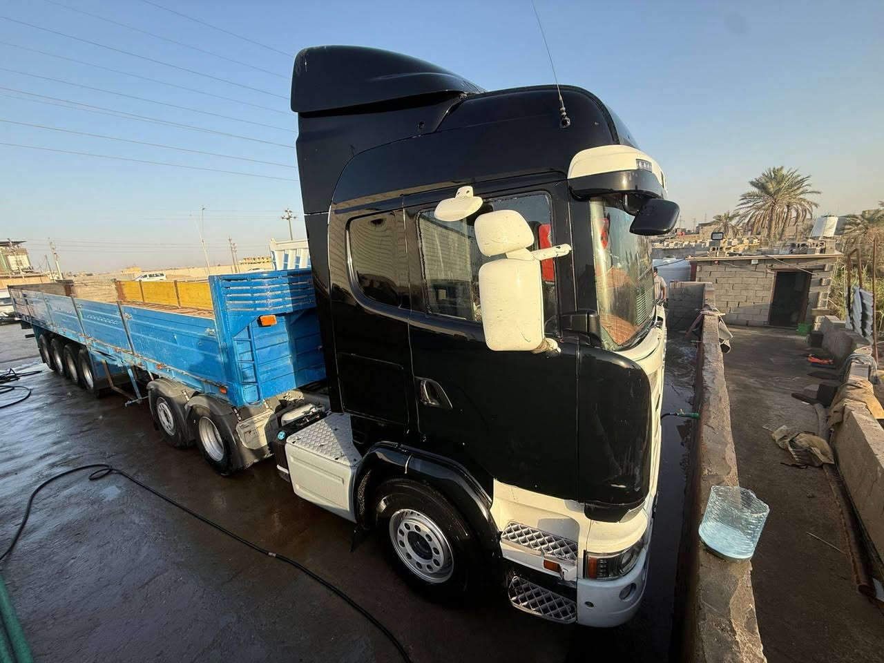 سكانيا ٢٠١٧ مكفوله جاهزه للشقل تخم تاير مكينه ٥٠٠ للاستفسار ***********
