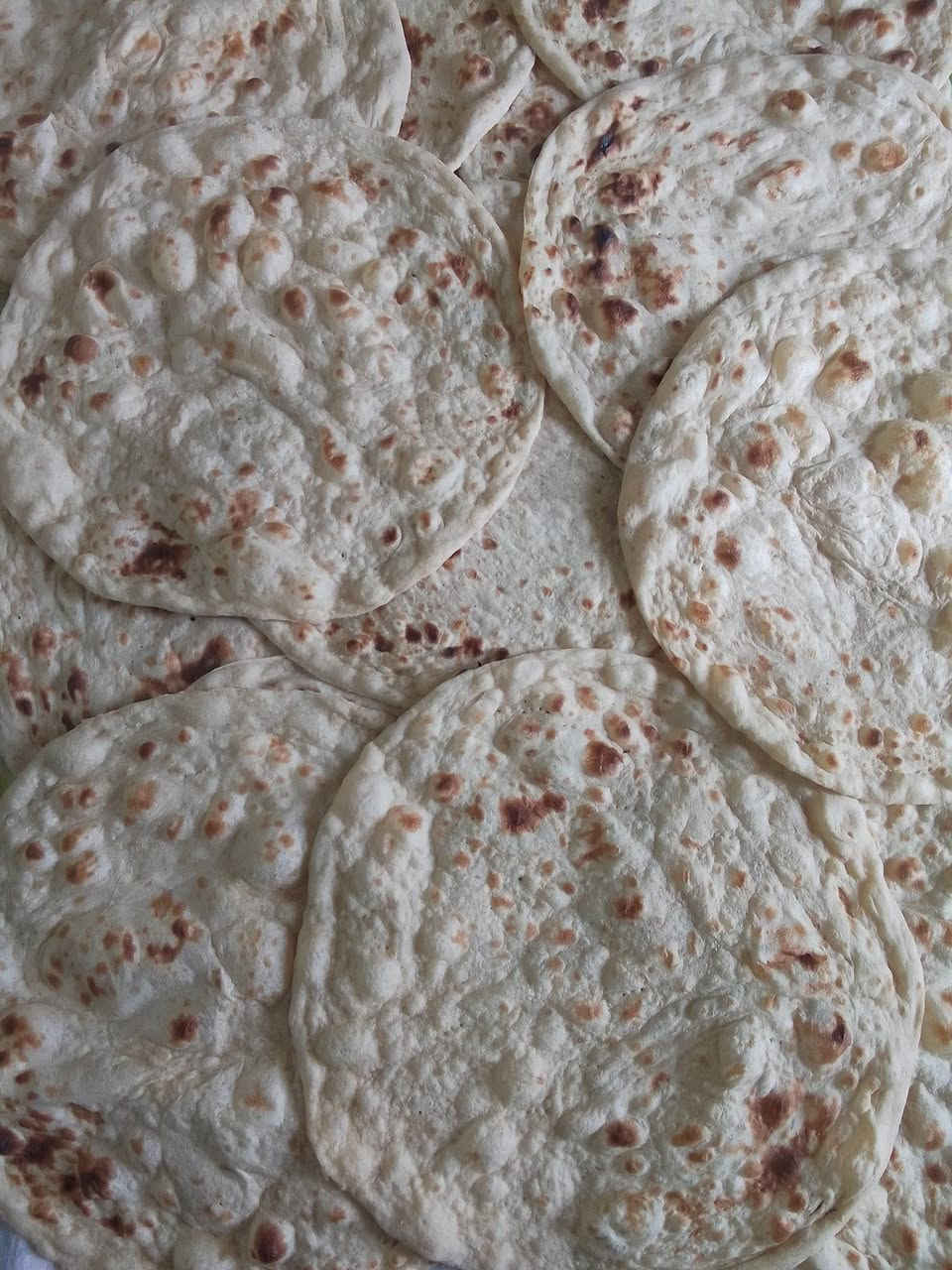السلام عليكم خبز بيت درجه أولى 30 رغيف السعر 5


**إذا كنت صاحب هذا الإعلان وتريد حذفه لأي سبب، رجاءا أرسل رسالة إلى الدعم الفني**
