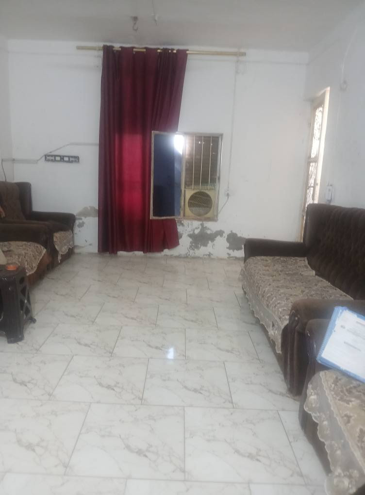 السلام عليكم
بيت للبيع مشتمل قاطين طابو صرف المساحه م130
السعر 45 مليون 
المكان المسيب حي العسكري شارع الضغط
الرقم للإستفسار 
***********
