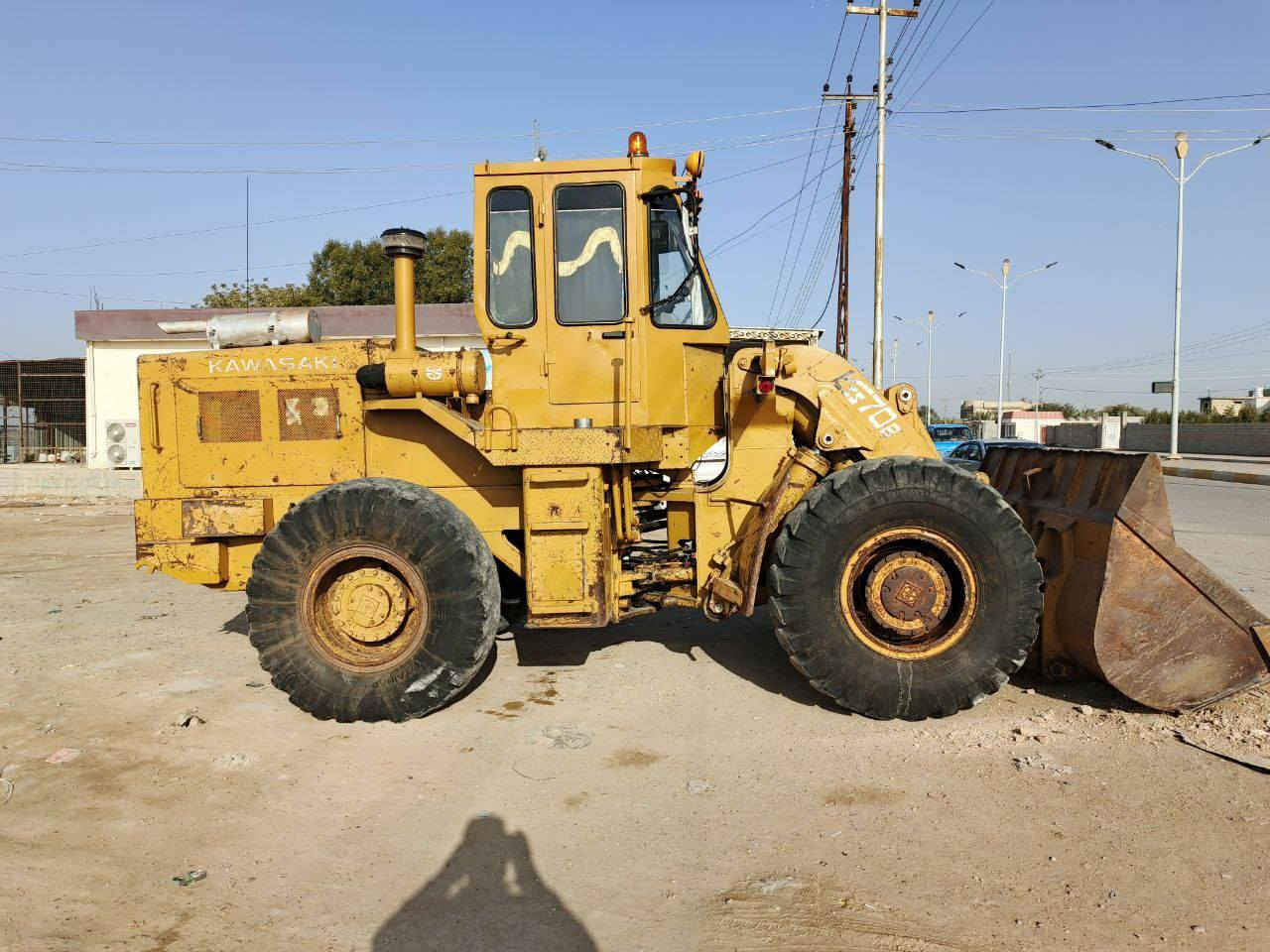 شفل البيع موديل 83 رقم نكليزي الانبار وضع شركه السعر 250  بي مجال المكان فلوجه ***********.  ***********
