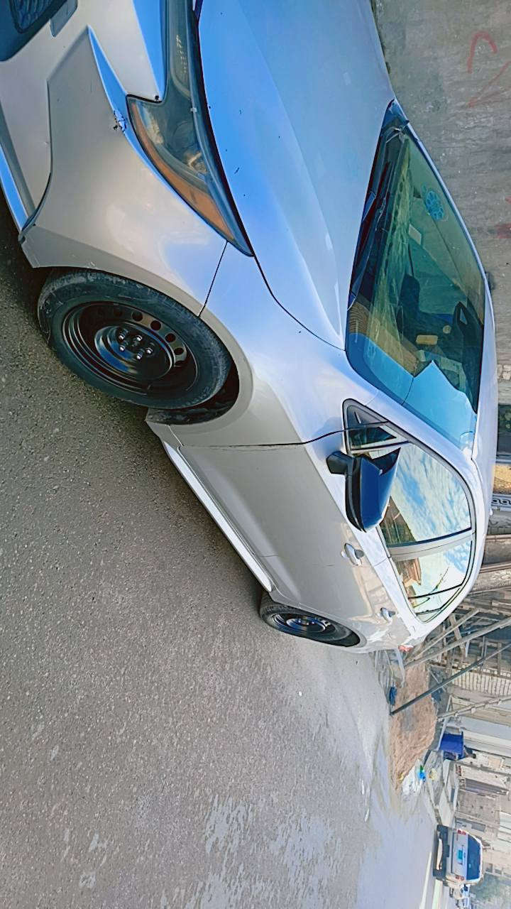 كورولا موديل 21 امريكي معوقين بعدلها سنه تصير حره Le بيقه قطعتين جاملغ وبنيد السعر 130وبيهه مجال ***********
