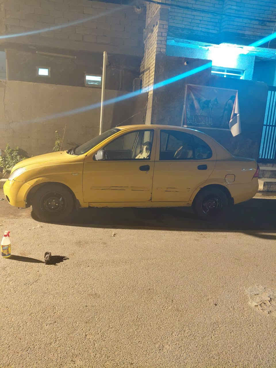 السلام عليكم طيبه ٢٠١٦ سياره مناقصه شي تبريد شغال ويه السويج السياره خير من الله بيها خيط تبخير عارضها ب ٢٨ وبيها مجال مكاني بغداد مدينه الصدر ***********
