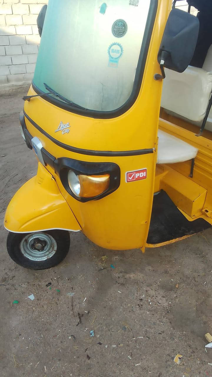 سلام عليكم تكتك بياجو موديل 19 اوراق تكتك جاهزه كبل الشارع المكان كرمت علي الماجديه  ***********
سعر 3 وبيها مجال
