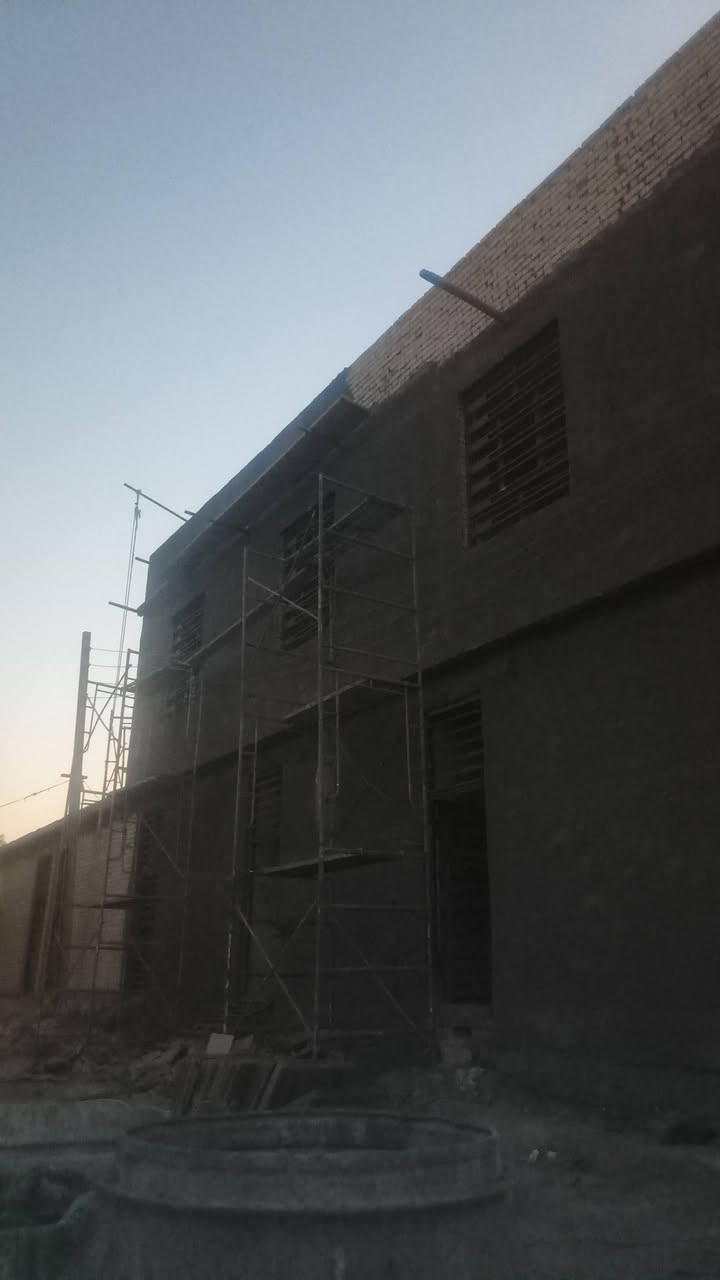 السلام عليكم لباخ اسمنت واجهيات اجراره  خشن وناعم سقل وتقطيع  كوبلنات  رقمي موجود بلخدمه *********** كربلاء
