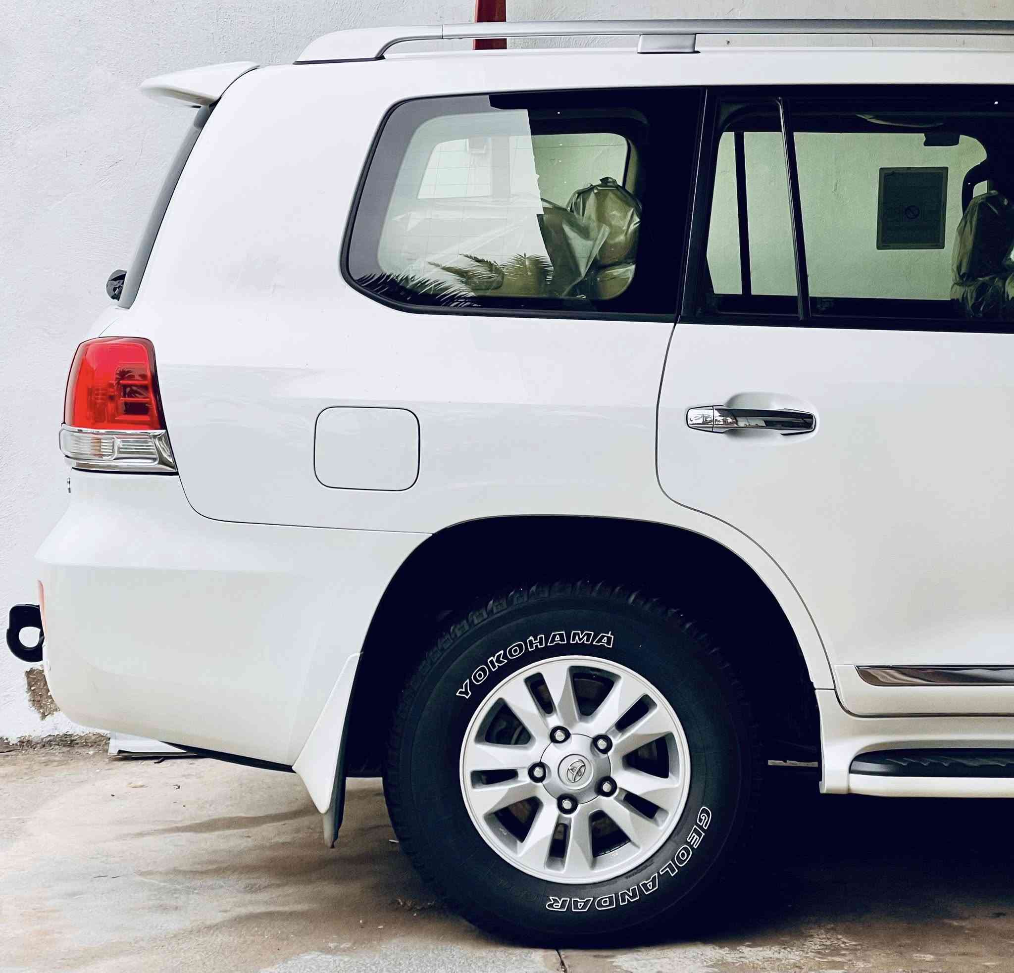 السلام عليكم
لاندكروزر  بغداد باسمي موديل ٢٠٠٩ 
مكفولة كفالة عامة 
السيارة جاهزة💯 الكير والمحرك والحدادية والكهربائيات ماشيه ٧٤ الف حقيقي شرط الفحص .. السعر ٣٤٥٠٠

رقم الهاتف ***********
