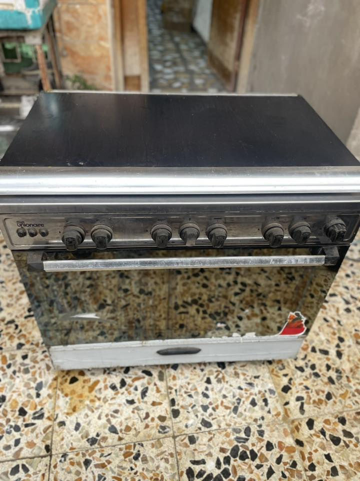 (طباخ عشتار درجة أولى)
 5 عيون فرن شغال تجيب ابو طباخات يفحصه 
السعر/ 175 وبي مجال قليل 
الرقم/***********
