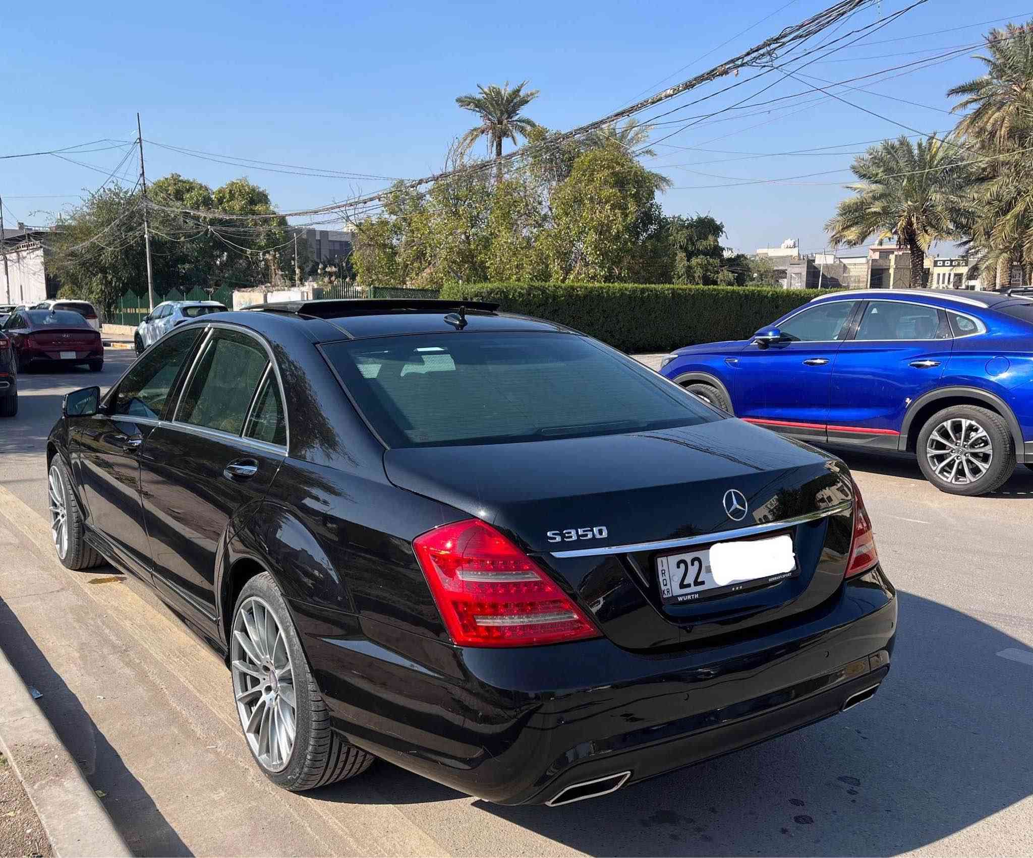 Mercedes S 350  خليجي 
فول مواصفات للاخير 
اللون اسود 
رقم اربيل الجديد باسمي  
موديل 2012  اصل تكمة وسنوية 
وارد خليجي
 ماشيه 125 الف كيلو حقيقي فقط
السعر 265 وبيها مجال بسيط 
السيارة بلادية بدون قطره صبغ 
فقط دعاميات 

السيارة مناقصهة ايشي

المواصفات

بنوراما فتحتين
جكات
كشنات كهرباء
كشنات تدفئه + تبريد
تجاوي كهرباء
كشنات جلد
شاشة
حساسات امامية + خلفيه ابواب شفط
جنطة شفط كهرباء
تبريد قطعتين
تحكم ستيرن جهتين
شفتات ستيرن
ماوس
موبايل
صاجات
لايت زنون
زراك لايت
لد امامي
بك لايت لد
اشاير بالمري
ملاحضه : باب الخلف السكن بي برغي مفتوح فقط
 سياره جديده بمعنى الكلمه 
رقمي ***********
مكانها بغداد / المنصور بغداد, العراق
