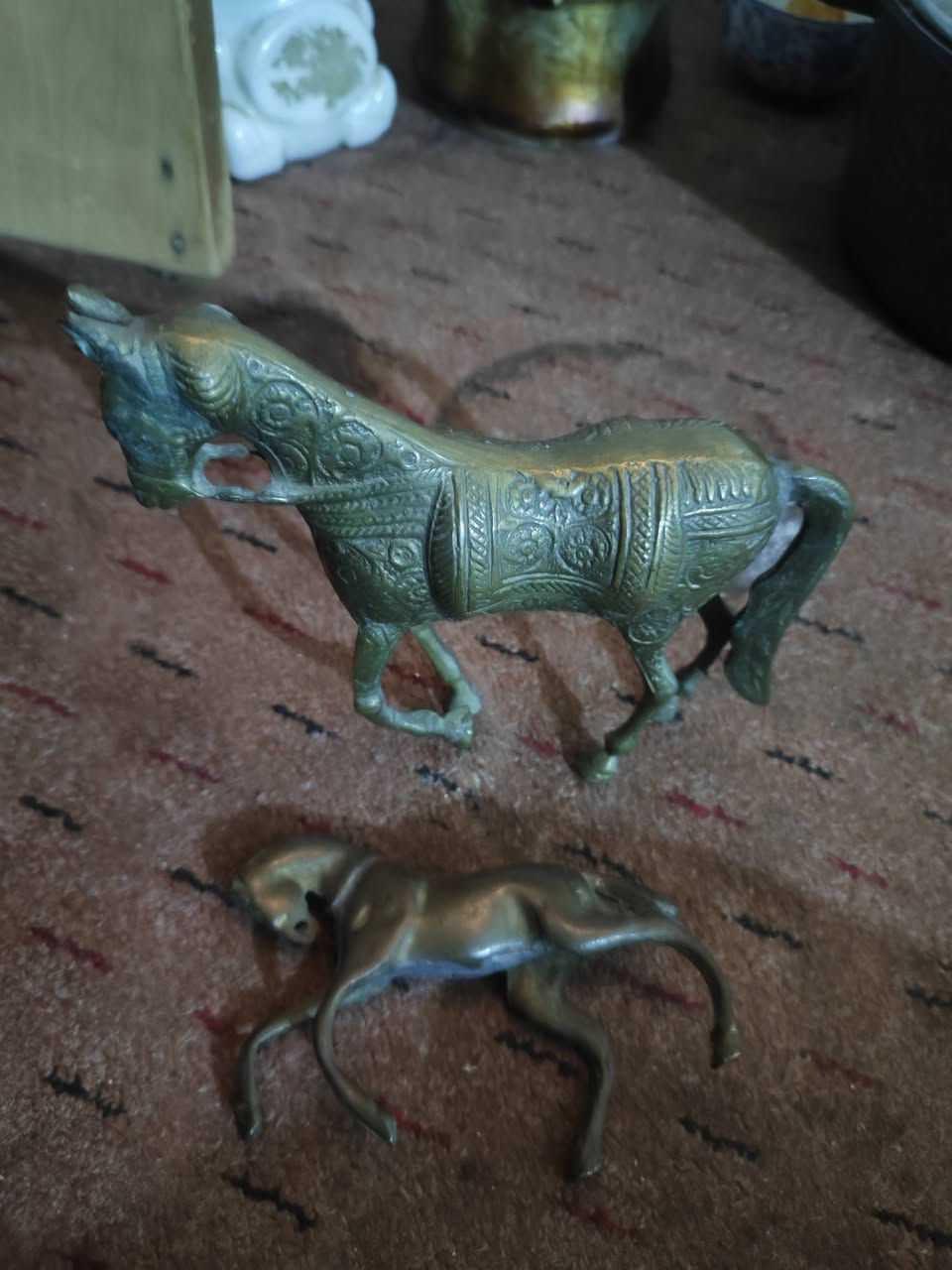 سلام عليكم هذني قدمات سعر 100 بغداد 
‏‪0776 841 6500‬‏
