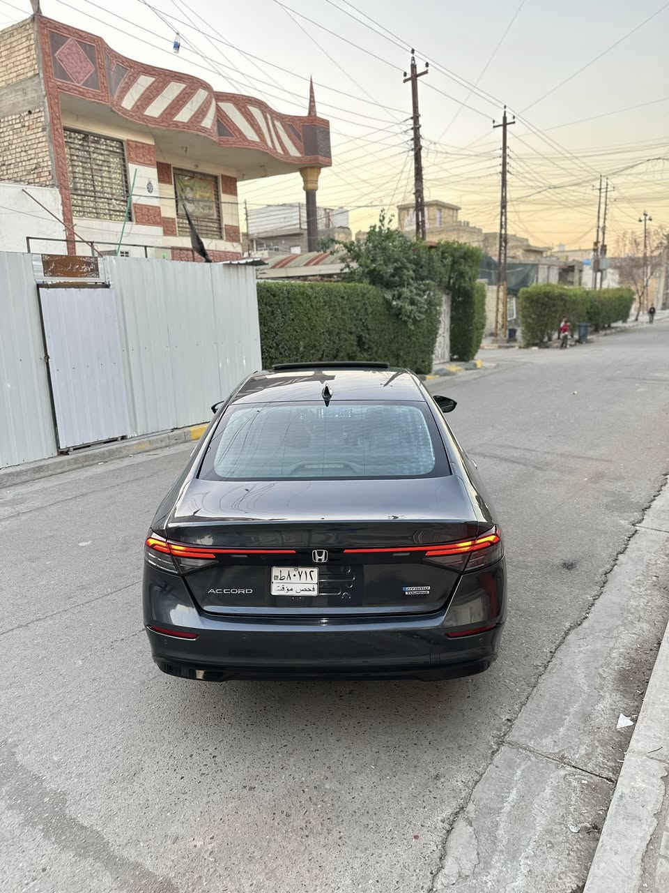 هوندا أكورد 2024 هايبرد وارد امريكي تورنك فول مواصفات تجي اعلى فئة بالأكورد فتحة سقف بصمة تشغيل بصمة ابواب كشنات كهرباء تدفئه تبريد رادارات 360 درجه حساسات خلفي أمامي سستم سماعات BOSEتشغيل عن بعد تبريد قطعتين  وباقي المواصفات... حادثها خلفي قطعتين قبق جنطة ونص الجاملغ الأيسر صبغ فقط بدون دواخل حوض سليم بدون ايرباك ماشيه 10 الاف منفيس بأسمي تترقم مجاني مجاااني جميع المحافضات عارضها 219$ وبيها مجال قليل مكاني بغداد جسر ديالى فقط بيع *********** فقط بيع فقط بيع
