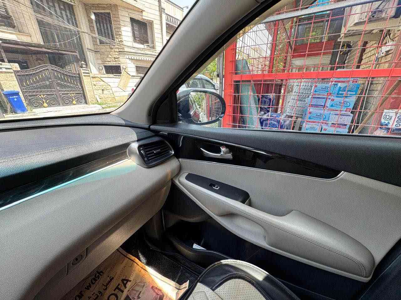 سورنتو موديل 2020 
خليجي رقم بغداد 
ماشية 84 الف
المواصفات
محرك 3500 - 6 سلندر
كشنات كهرباء
3 وضعيات قيادة
تشغيل بصمة
بصمة ابواب
مري شفط
حساسات امامية
حساسات خلفية
كامرة  خلفية دوارة
3 قطع تبريد 
شاشة لمس 
ابل كار بلي
شحن واير ليس 
❗️ملاحضة سيارة بيهة رصعات قليلة بلباب الخلفي جهة اليمنة 
السعر 255 بيهة مجال للشراي
العنوان الاعلام
📞*********** بغداد, العراق
