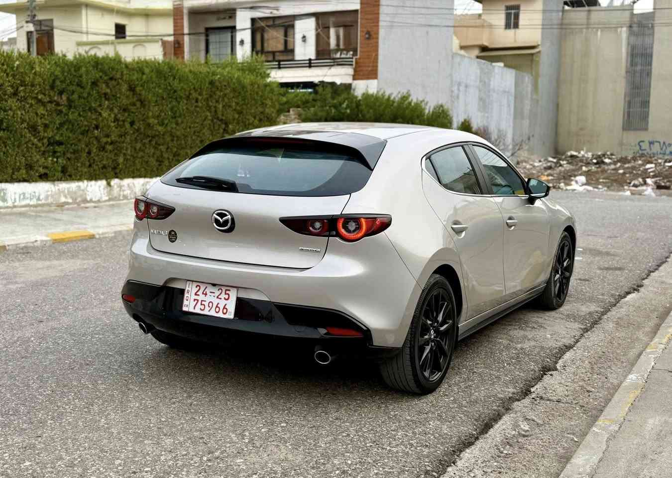 مازدا ٣
هاشباک
مۆدێل ٢٠٢٥
٢٣٠٠٠ مایل رۆیشتیە
تەنها یەک پارچەی سبوغە ، بێ ژورێ بێ ناو گرتن ئارباگەکانیشی سیستەمە
نرخی : ١٣٥$ وەرەقە
شوێن هەولێر
ژمارە تەلەفون : ***********
