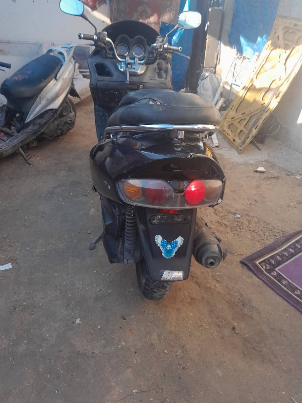 السلام عليكم 
فورزة 0,6 شوفت عينك  السعر 500 وبيها مجال للشراي  أو مراوس  بغداد الحبيبية  ***********
