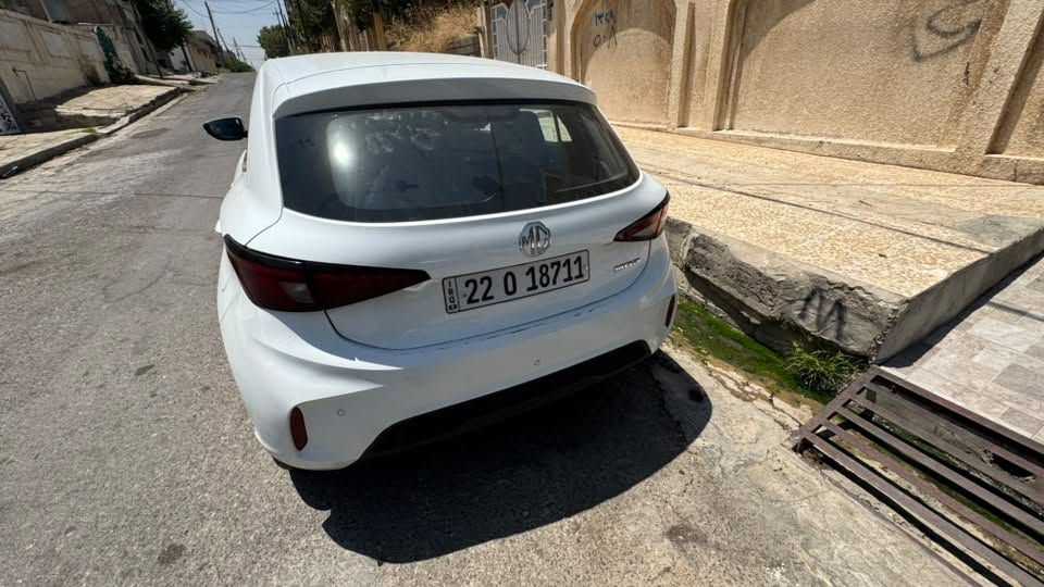 السلام عليكم
mg 3 للبيع 
موديل 2025 بيضاء رقم اربيل بأسم الشرعي شرط التحويل
نظيفة ماشية 23 الف بيها ضربة بسيطة من خلف ، المكان موصل حي البلديات للاستفسار عن السعر التواصل علرقم 
***********
