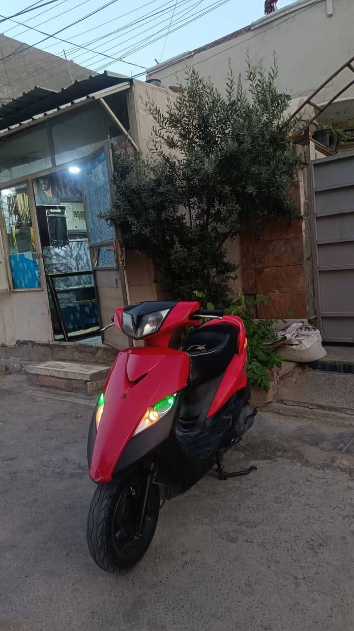 سلام عليكم شباب دراجه ثعلب سعر650وبيه مجال
مكينه بلادي
تايرات جديده
بريكات شغال
كهربايات شغاله
لون احمر
نضافه100٪90
مكان بغداد تقاطع درويش كفاءات السيديه شارع كنانه رقم***********وتساب
