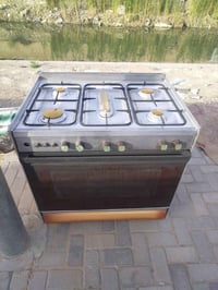 طباخ عشتار اصلي واخو جديد اليريده سعره ب١٥٠ اليتصل عله هاذه رقم0787150...