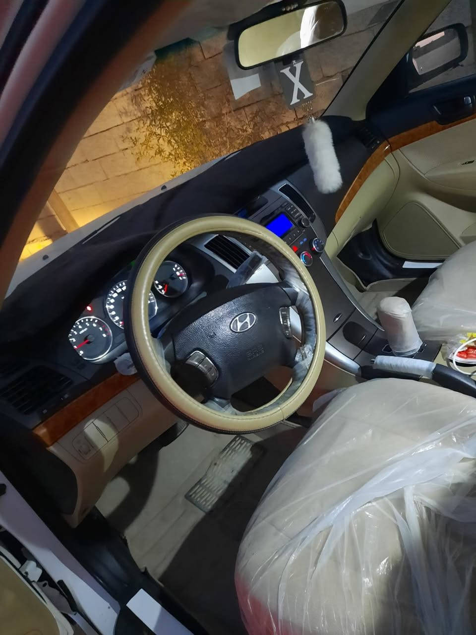 سوناتا 2011 خليجي كفاله عامه رقم صلاح الدين دولي محرك 2000 مواصفات فتحه تحكم ستيرن حساس خلفي صاج السياره جديده على وضع الشركه السعر 140 مكاني تكريت ***********
