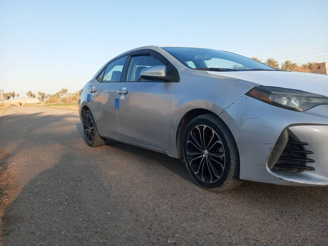 سلام عليكم كورلاء 16 للبيع كير محرك وتبريد خير من الله تخم تاير صدر جديد سياره بيه  بدون دواخل رقم بغداد دولي بسمي ثاني يوم تحويل هزه جديده سنويه جديده مكان سيارة بغداد سعر 98 وبيه مجال بسيط للاستفسار اتصال ***********
