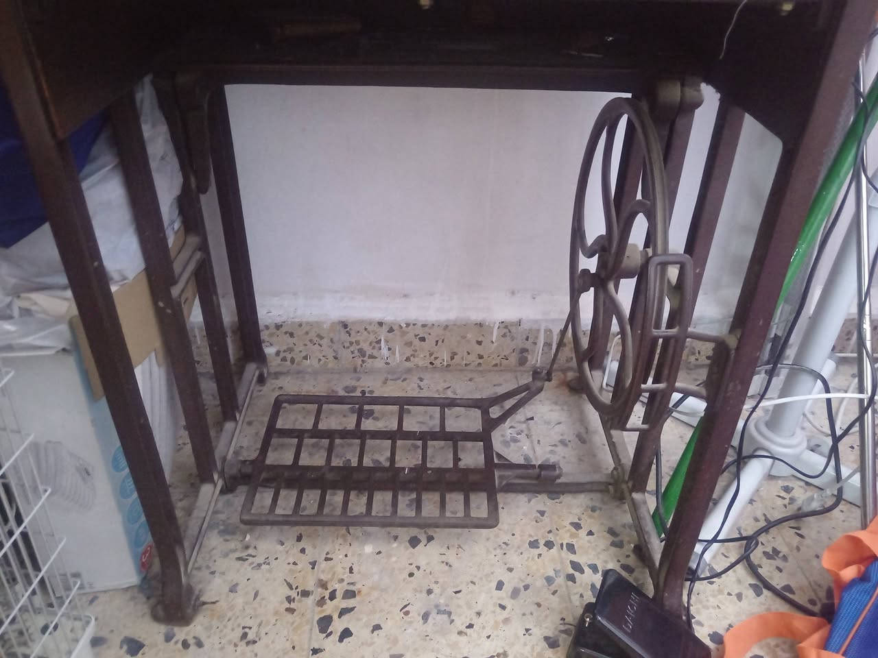 ماكنه خياطه ادلر المانيه الصنع مع الميز الأصلي مالتها تاريخ الصناعه بالخمسينات للبيع السعر ١٠٠.الف دينار


**إذا كنت صاحب هذا الإعلان وتريد حذفه لأي سبب، رجاءا أرسل رسالة إلى الدعم الفني**