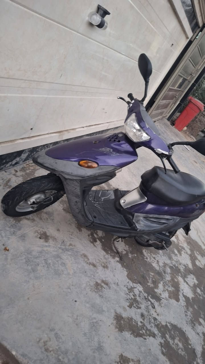 السلام عليكم دراجه بيجي للبيع ما بيها اي نقص السعر 250 وبيها مجال شيء خليل مكان بغداده الحريه كهربائياتها كلها شغاله ***********
