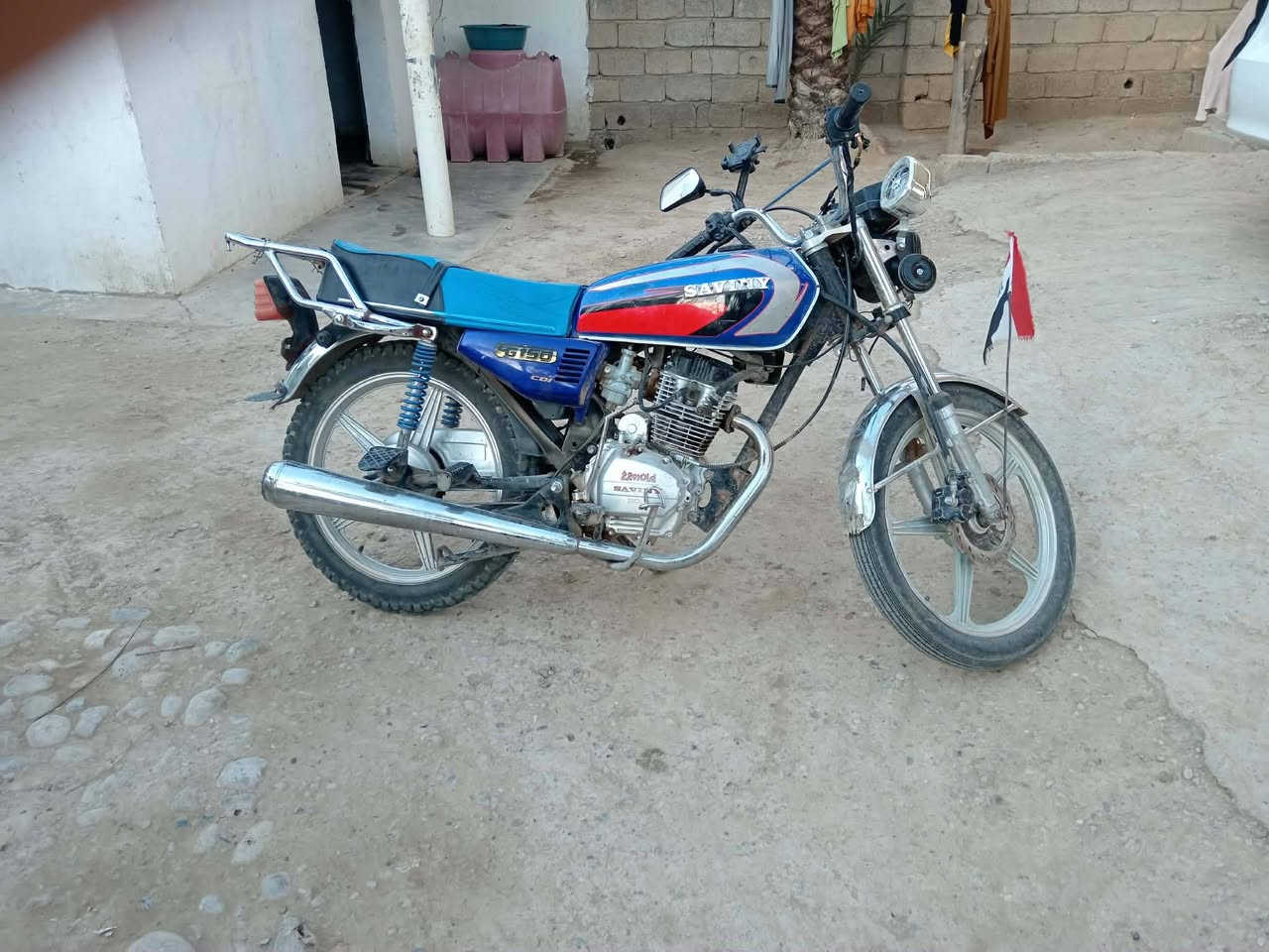 السلام عليكم دراجة لبيع موديل 19دراجة نضيفة اوراق اصولي 7مكاني ديالى دلي عباس شراي يجي خاص او يتصل ***********
