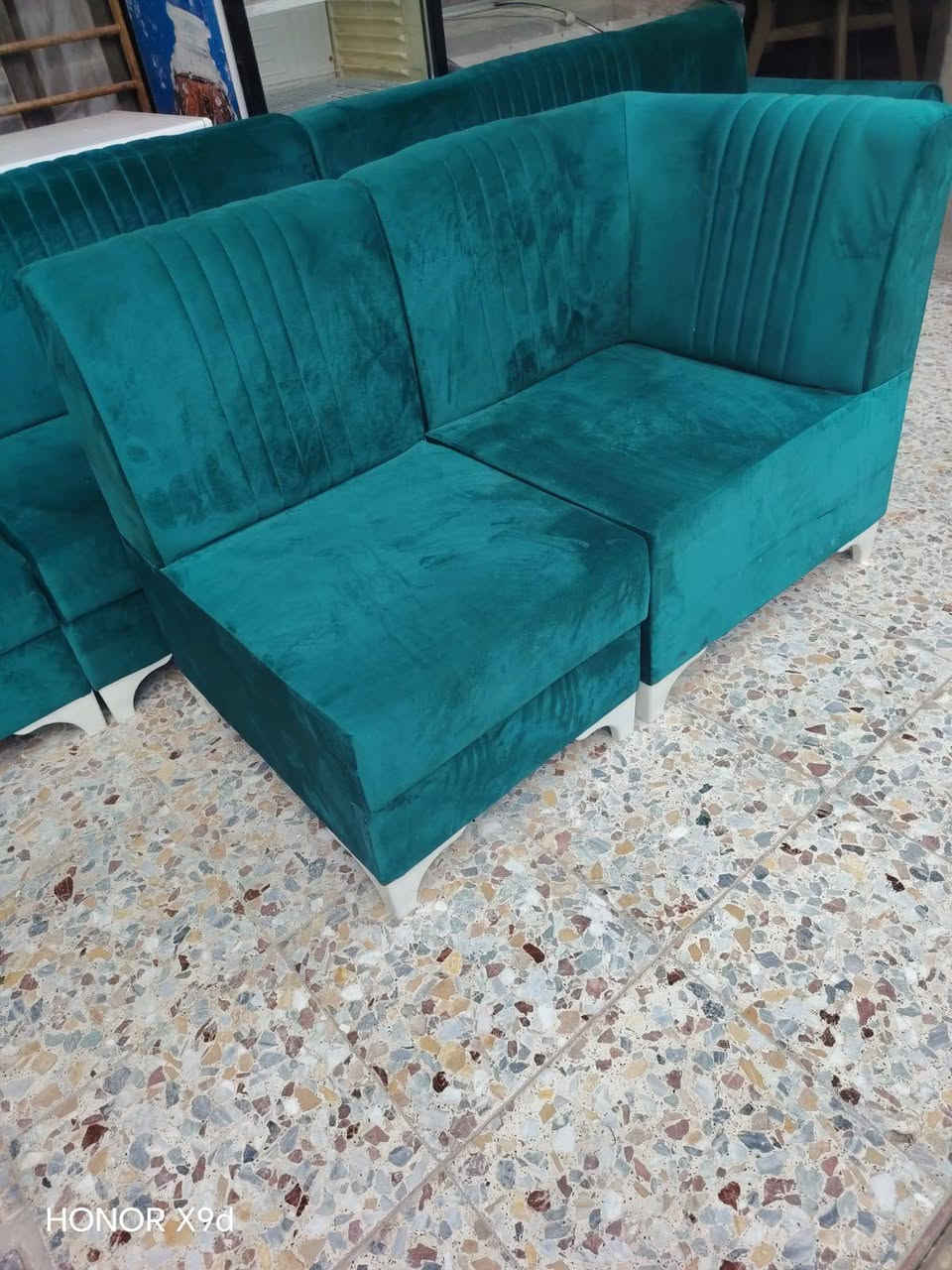 ديوان 10 مقاعد جديد غير مستخدم حطاطه ثگيل السعر225
***********
***********
