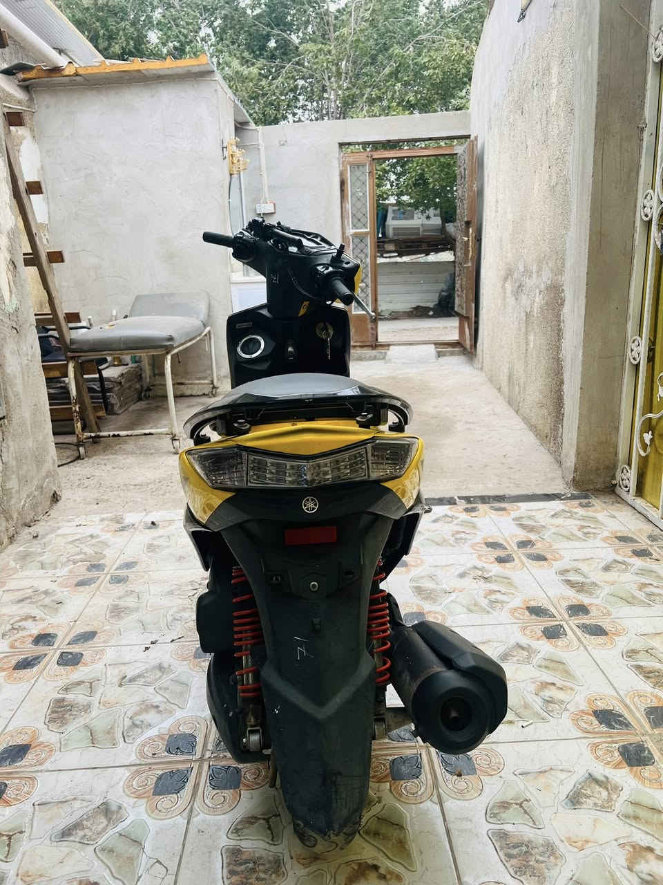 سلام عليكم دراجه سكنس لد للبيع دراجه جديده رمبه مامتعوبه ابد نضيفه كلش العنوان بغداد الشعله السعر 1300 وبيه مجال حك الجيه 
مكلف بل نشر 
***********رقم صاحبها
