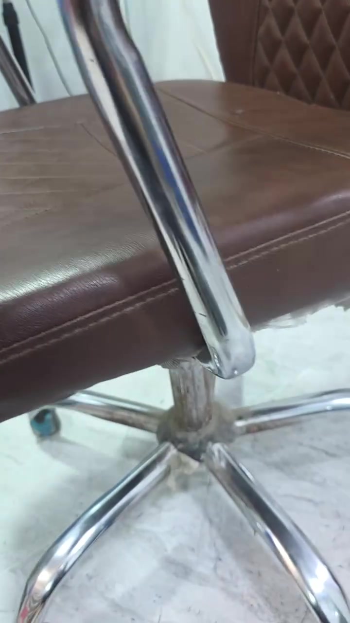 لبيع الواحد ٥٠ الف قفل ***********
