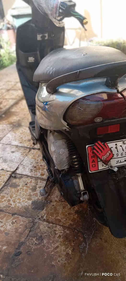 سلام عليكم دراجه ماكس قجمه البيع دراجه نضيفه بس بيهه نقوصات قليله كابريتر جاي يخربط تعبان مدري وصخ اوراق كامله مكاني بغداد الحسينيه سعره 300 او بيهه مجال حك الجيه ***********
