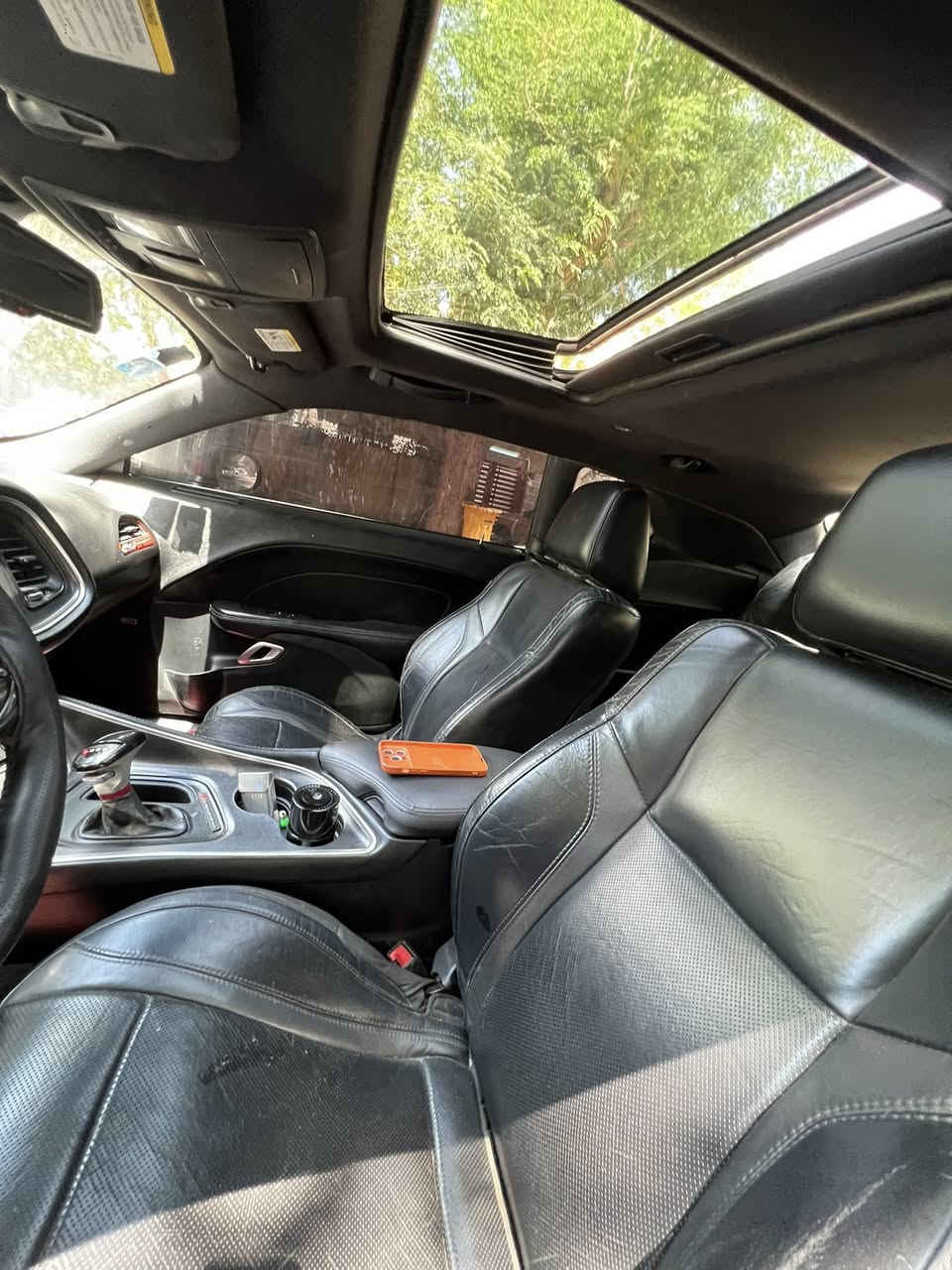 2015 Sxt plus
فول معروفه مواصفاتها
بيها ٣ قطع 
شاشه كبيره كشنات كهرباء وجلد ستيرن كهرباء
دواخل بيها
رقم بغداد بسمي
مكينه وكير وصدر وتبريد مكفولات وجاهزات
السعر 123 ماكو هيچ سعر بمواصفاتها
برغي اذا نقص بيها لكيت تاخذها بلاش
***********

