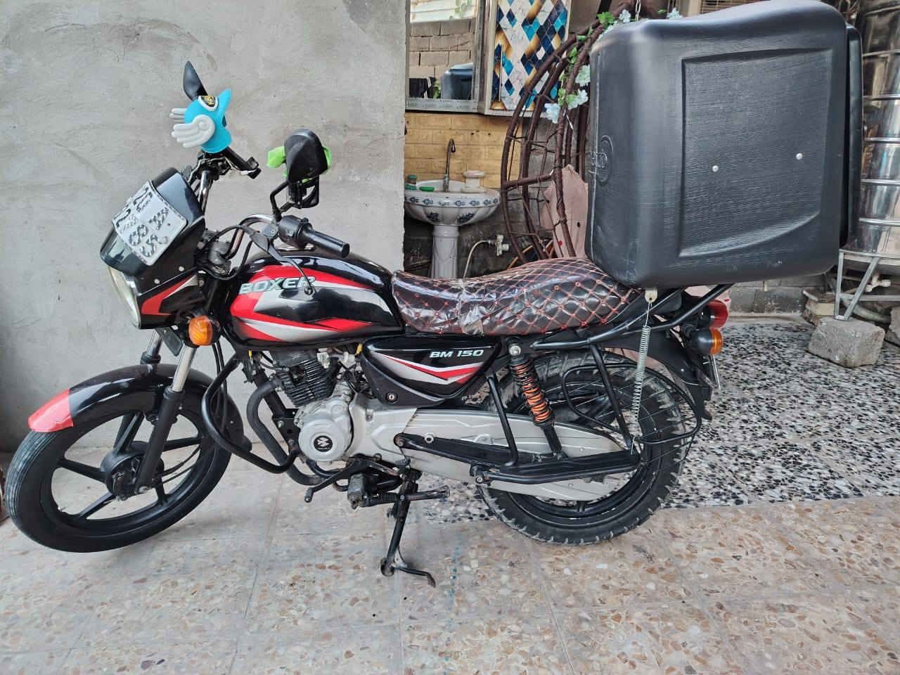 السلام عليكم بوكسر كلاسك2021 رقم وسنويةالسعر مليون و٦٠٠ وبي مجال  المكان الشعب ورة السدة الشراي يتصل بهاذة الرقم ***********وتساب
