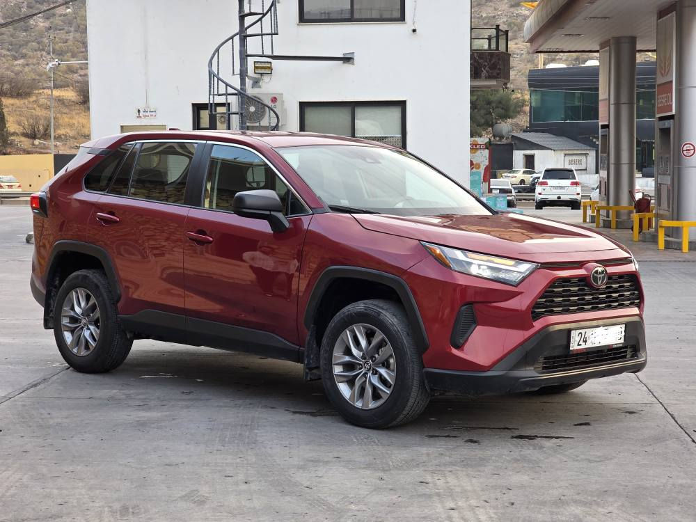 تويوتا راف فور 
2023
مواصفات LE بلاک پاکج
بێ دەبل (بدون دبل)
بتنێ ١١ هزارا برێڤەچووی حسێب صفرە
.
.
گێر و مکینە و تبرید و هیتەر بشەرت
مواسفات 
رادار
خط شارع
تحدید سرعە
ستیرن تحکم
لایت زینون و نەشرە
شاشە کامیرە کاربلەی و اندروید اوتو
برێک کهربای
ئوتو هولد
٣ مود (ئیکو و نورمال و سپورتی)
ویل و تایرە جدید
سیارە بێ تەپرەپە
بێ مەسرەڤە بئێک جاری 
........
رەقەم و سەنەوی جدید حەتا ٢٠٣١
شنوی رەقەم بوی تحویل بشەرت
.....
٣ قتعە و نیڤ سبخ بێ داخلی بێ شاسی بئێک جاری
ئیرباک سیستەم سەر وەزعێ شریکێ
.....
سعرا وێ 196ومجال 
......
ئەگەر مشتەریبی تلەفونێ بکە(واتساب)
*********** کردی
*********** عربی دهوك, العراق
