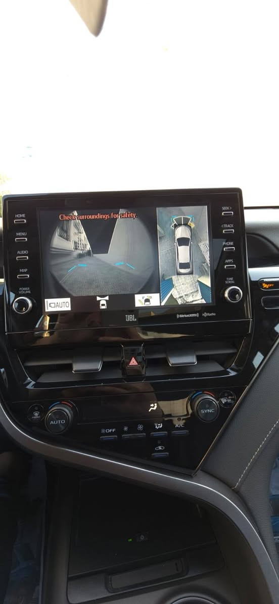 الوحش ياباني 6 سلندر V6 
كامري موديل 2024 Xse
 فل مواصفات vip
6سلندر ماشي ٦٠٠٠ سته الالف فقط
دبل سويج-بانوراما سقف اسود-لايت بك لايت زينون-بصمة -رادار-كاميرا ٣٦٠-هاند بريك بصمة-كشنات جلد تدفأة تبريد وخزن وضعيات الجلوس-داتا شو-شفتات ستيرن -تحديد مسار -حساسات امامي خلفي-تبريد قطعتين-شاحن وايرليس-شاشة كبيرة-ويل اسود قياس 19-وضعيات قيادة ٣- سستم سماعات صوت jbl- اضاءة داخليه-ستيرن هيتر -لايت auto
ضرر السيارة قطعة واحده فقط بدون ايرباك بدون دواخل مكفولة
رقم شمالي رقم مميز

رقم صاحب سيارة ***********
