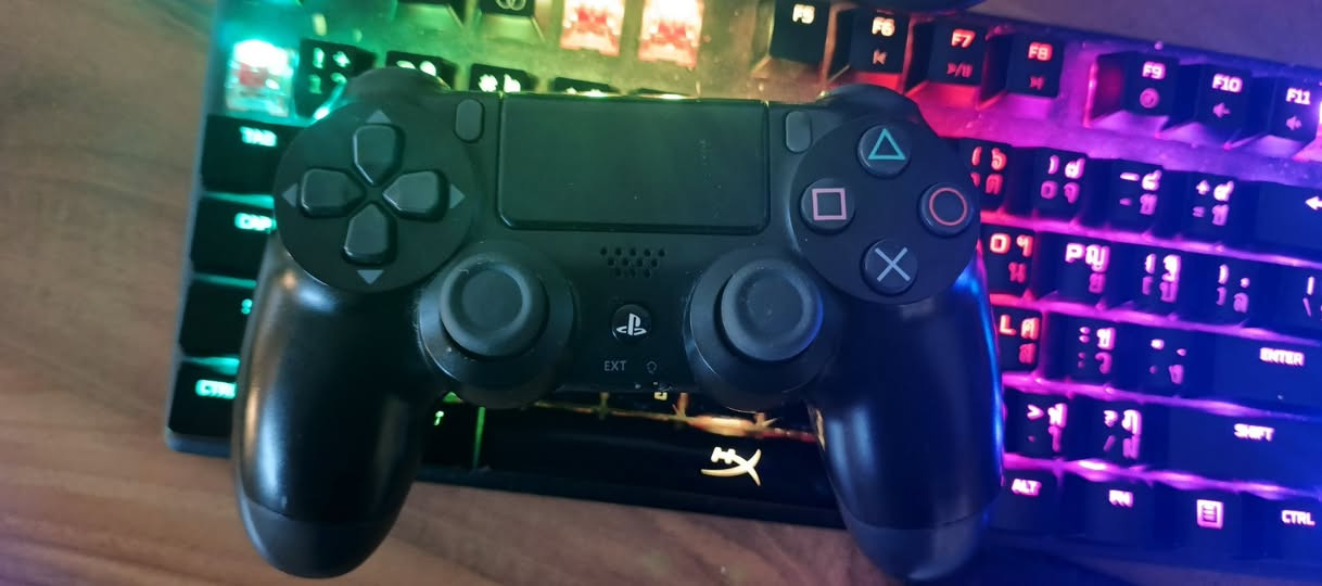 اسلام عليكم 

سماعة redragone zuse 2 شغالة كلشي مابيها وغراضها كامة و سماعة razer kraken شغالة بس ما اطلع صوت ما عرف ليش اثنينهم اب 35 

يدة مال فور اب 15

ويدة مال اكس بوكس سيريس اس اب 35


**إذا كنت صاحب هذا الإعلان وتريد حذفه لأي سبب، رجاءا أرسل رسالة إلى الدعم الفني**