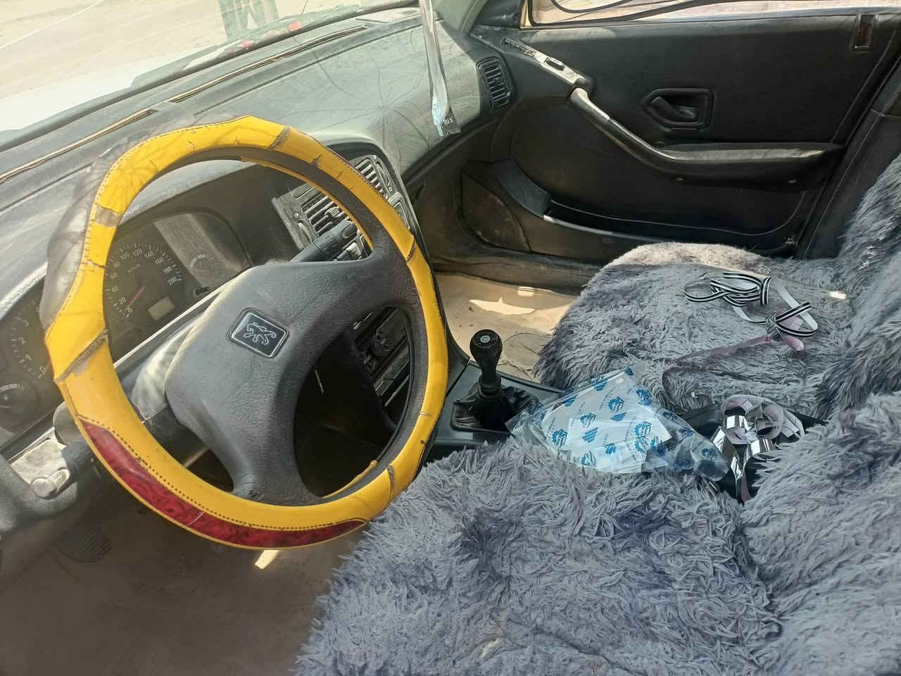 اسلام عليكم بيجو روا موديل 9 رقم فادسية سيارة حلوة مكينة بيهة بخار كير حدادية كهربايات تبريد شغال صاحبهة موجود جاهز للتحويل السنوية منتهية بل 18 ابيع فقط مالك مالي علاقة بكلشي فقط مالك السعر 9 وراق مراوس اراوس مكاني ديوانية خاص مفتوح واتساب هاذة رقمي ***********

