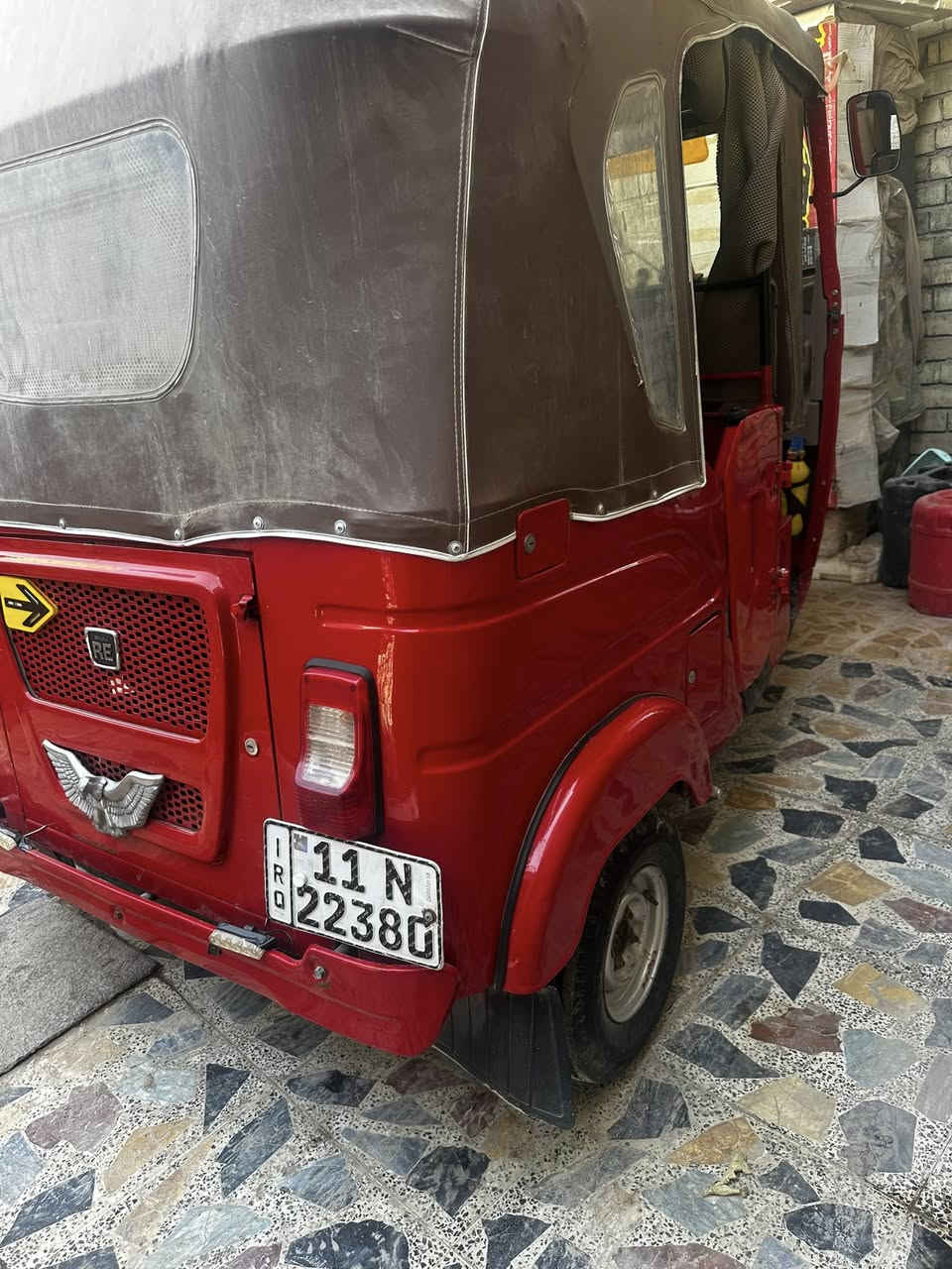 سلام عليكم تكتك مديل 22/شهر 11تكتك نضيفه رقم وسنويه ثاني يوم دحويل سعر 9ملاين ونص بيها مجال شوي شراي ينتصل ***********
