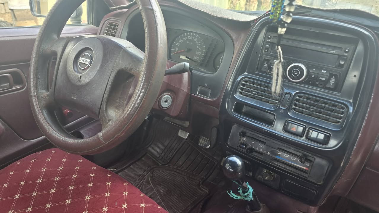 السلام عليكم
سياره بيك اب مثل مموضح بالصوره موديل 2008 رقم واسط مابيهه صبغ مكفوله للاستفسار الاتصال على هذا الرقم ***********
