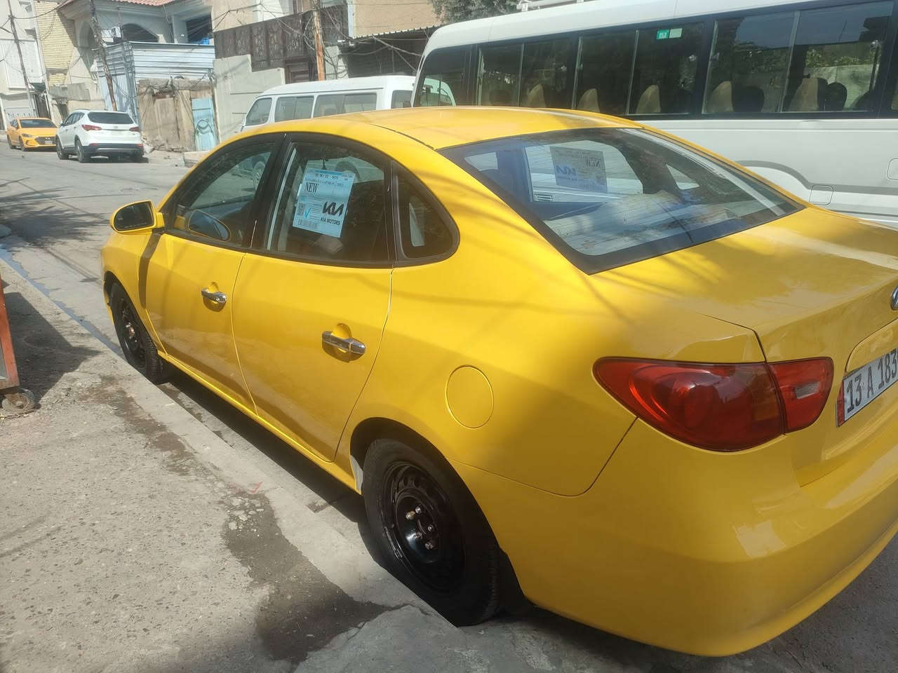 يالله سلام عليكم النترا موديل 9 خليجي مصفره هيئه وغرامات رقم ميسان مميز مشروع وطني مكينه 1600دكشن عالي  سياره عليها ادامه عاامه صدر حداديه تخم تاير منضومه تبريد منضومه مي منضومه زنون سياره مال جناي مبدل بيها فقط بنيد اثر طخه سياره صبغه جديده السعر 98 وبيها مجال مكان بغداد جميله والشراي يتصل ***********
