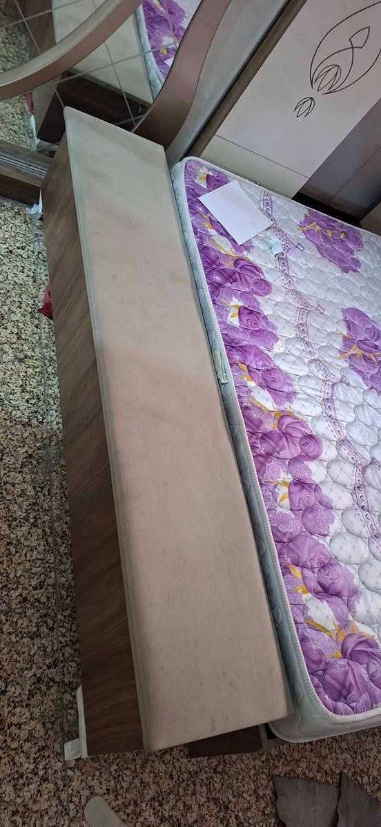 بغداد البلديات غرفه كلش نضيفه وضخمه مابيها اي اضرار بسعر 400 بيها مجال تابع الحساب واخذ سكرين للمنشور وتفضل خاص شعدكم للبيع دزو


**إذا كنت صاحب هذا الإعلان وتريد حذفه لأي سبب، رجاءا أرسل رسالة إلى الدعم الفني**