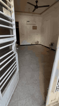 بيت للايجار
مساحه ٩٠ متر طابق ارضي
يرهم للعوائل او للشركات او للموظفين
للتفاصيل اكثر
***********
