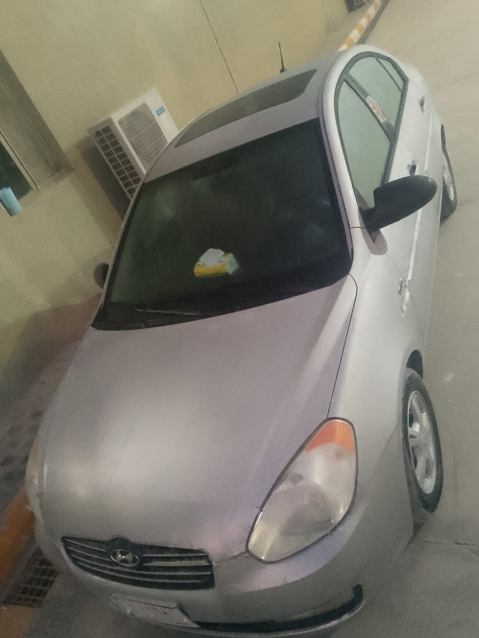 سلام عليكم
اكسنت دبدوب 2008
 لون سلفري 1600 خليجي 
رقم بصره مشروع وطني 
بيهه لگاط مكانات قليله مكفوله ضربه صبغ تبديل 
بيهه مكانات جراد 
  
 حداديه 75%
محرك گير تبريد تايرات جاهزه للاخير 
شاشه كامره تنته 
كلش نضيفه وكاعده 

 
شرط التحويل تنكتب بالمكاتبه 

السعر 85 بيهه مجال قليل 
المكان البصره الزبير 
***********
