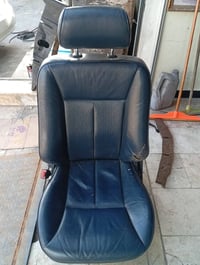 تحيه طيبه للجميع 🫡 غرفة مرسيدس ام عيون جلد نيلي كراسي كهرباء للبيع  ال...