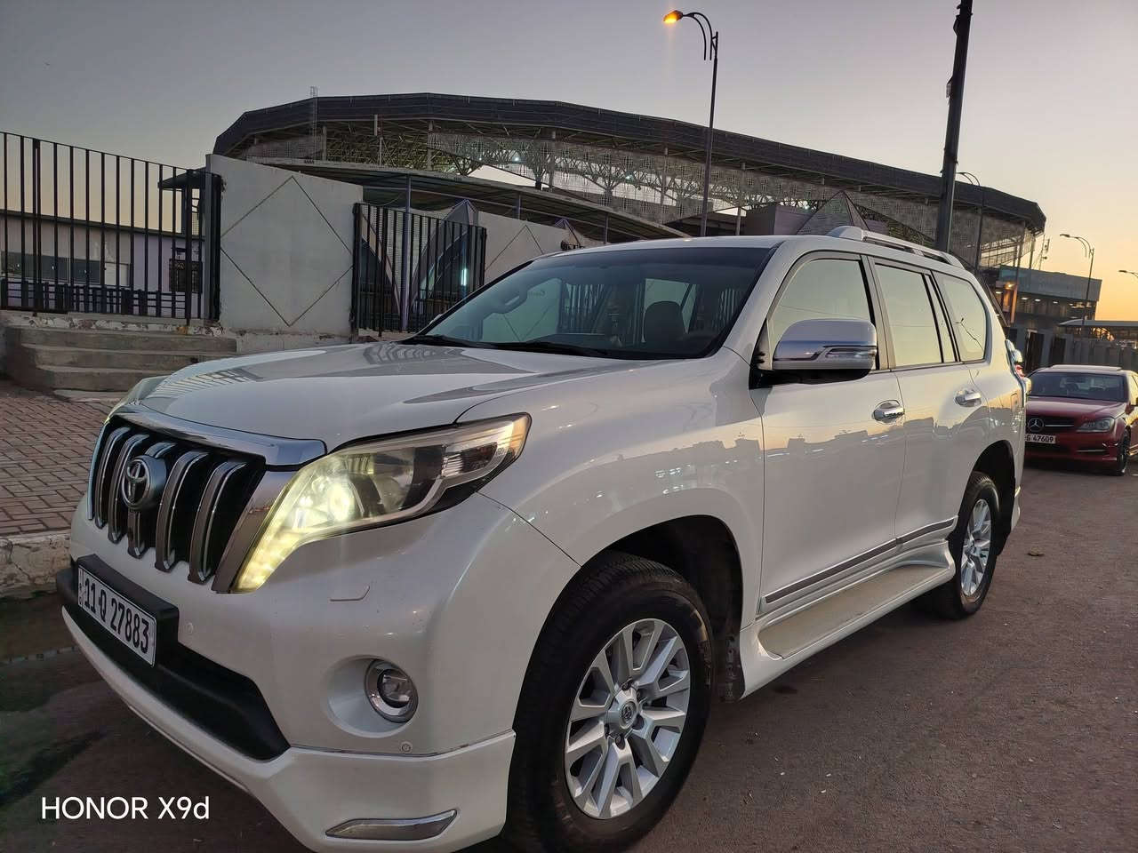 برادو 2016 VX باب اول 

فول مواصفات واكيد ابو المصلحة يعرف مواصفاته

ماشيه 119 الف كيلو متر

رقم بغداد الانكليزي الجديد مشروع وطني

مكفوله كلهه بيها بس شبر صبغ جوة قبق البانزين

كشنات الاماميه كهرباء - جلد - تدفئه - تبريد

بصمه - فتحه - كشنات خلفيه كهرباء - ستيرن كهربائي ذكي - انارة محيطيه تحت السيارة بلادي - دوسات ضوئيه - نضام ترحيب وتشغيل عن بعد - كامرات 360 من كل الجهات

السياره جاهزه من كل النواحي 

السعر 370  وبيها مجال

مكانها بغداد مدينة الصدر 

للأستفسار

***********
