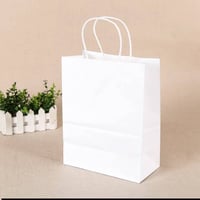 عرض خاص للتجار 🛍️ أكياس ورقية متينة 📏 قياس واحد 📦 بيع جملة فقط 💰 السعر...