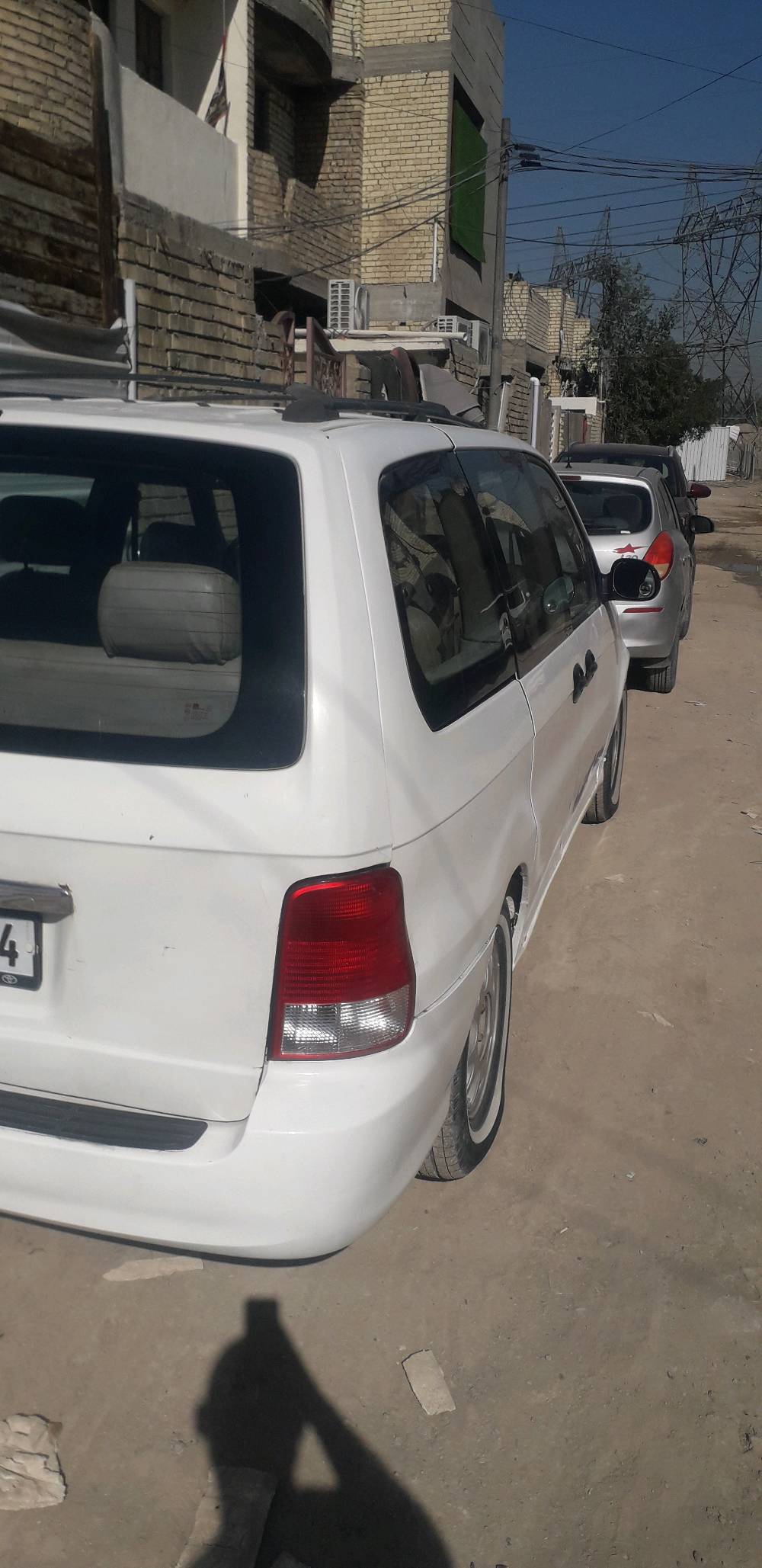 سلم عليكم كي كرنفال موديل ٢٠٠٠ كاز كير عادي رقم نكليزي دياله مشروع وطني كير محرك كشر غرفه خير من الله ٨راكب بيه مجال قليل عنوان بغداد المين الثاني 