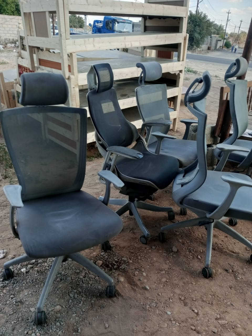 انواع الاثاث الجديد و المستعمل في مزاد الامير 
عنوان شارع ام العضام والركة قرب مكتب المدينة للعقار او قرب جامع سبل السلام 
***********
