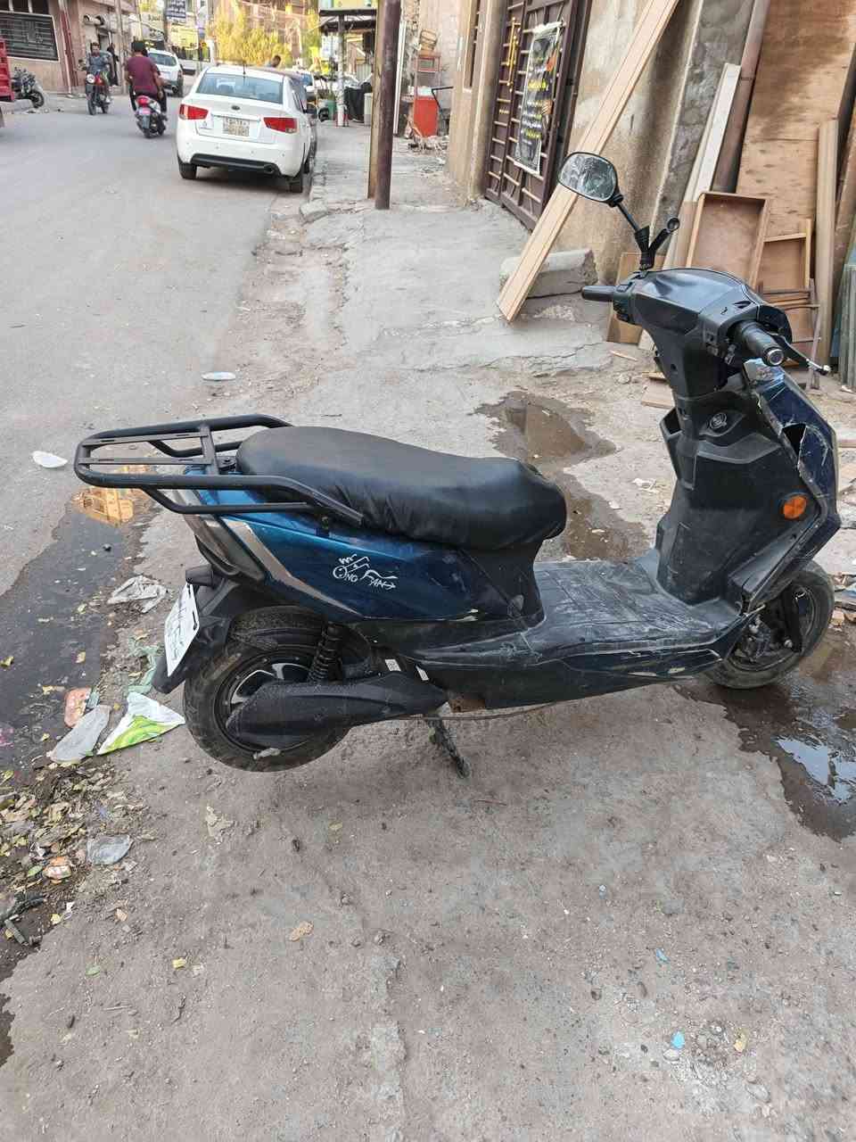 السلام عليكم دراجه شحن بطاريات أحسن نوعيه ولي 32امبير جدد إني شديتهن قبل يومين 5 بس يرادله كفرات كهربائي كله شغاله مكاني بغداد ساحت القاء السعر 275او بيه مجال حك الجيه استفسار ***********
