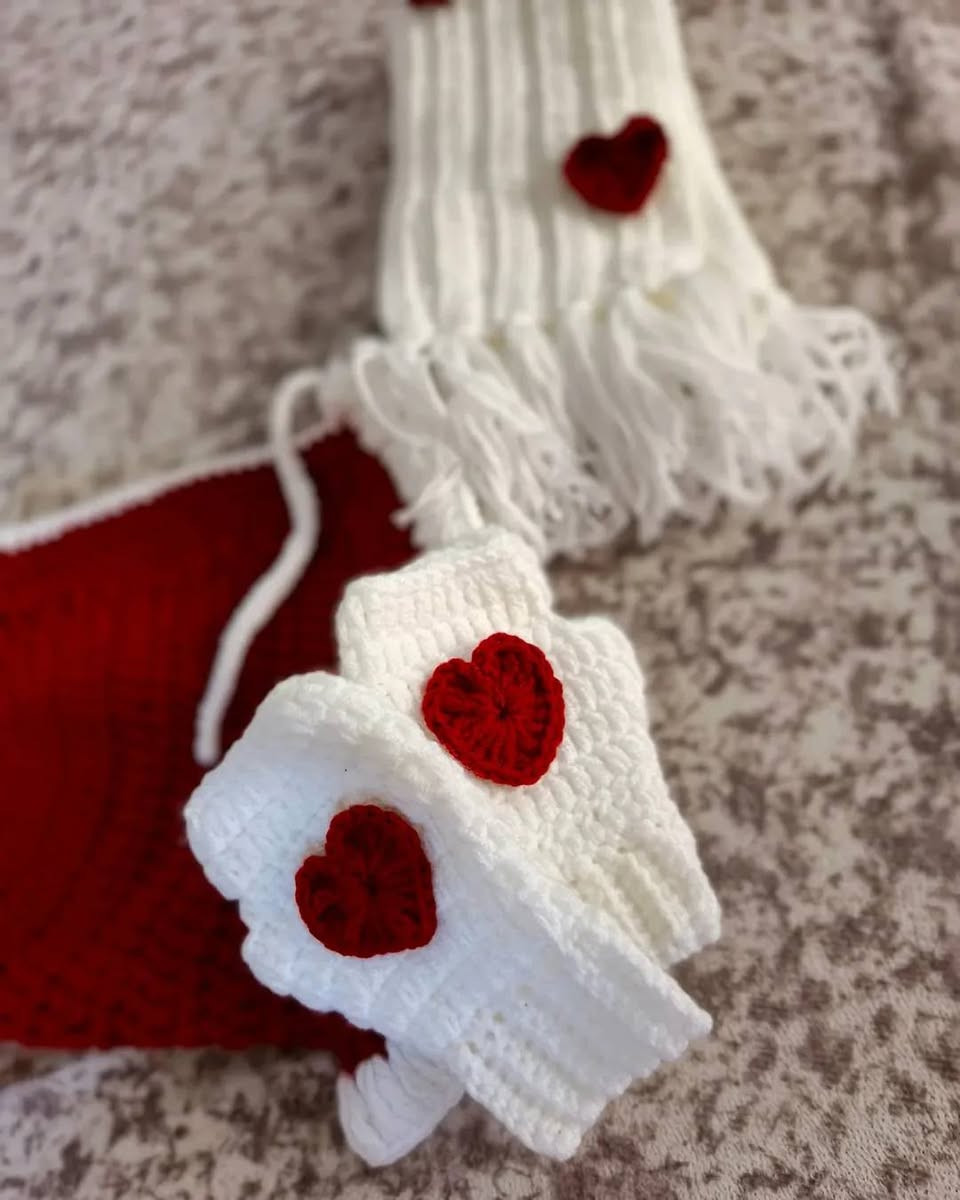 السلام عليكم
اشتغل كروشية مفارش وسلات وغطاء براد وكلشي يخطر ع بالكم هاي نبذة عن شغلي للاستفسار خاص


**إذا كنت صاحب هذا الإعلان وتريد حذفه لأي سبب، رجاءا أرسل رسالة إلى الدعم الفني**