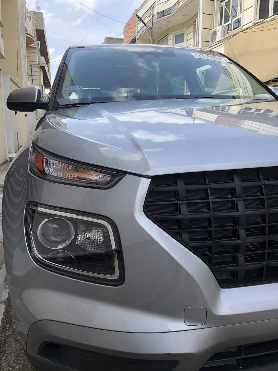 السلام عليكم اخوان فينو موديل 25 ماشية اربعة الاف ضرر ربع بنيد صبغ بنيد فقط السيارة جديدة ودخول جديد رقم فحص بأسمي مكينة 1600 دبل نوزل للبيع سعر 122$ والسعر بي مجال ***********
